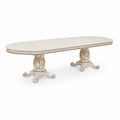 Mesa de comedor de madera con acabado crema