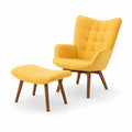 Sillón de Tela Amarilla con Reposapiés y Patas de Madera